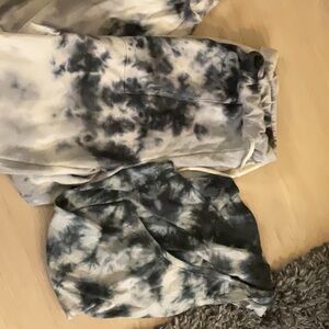 Tie Dye Set